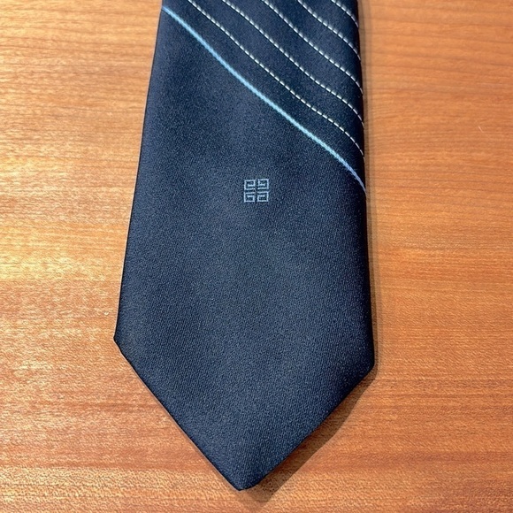 Givenchy Diagonal Striped Navy Blue Gray Mens Necktie - Picture 2 of 6